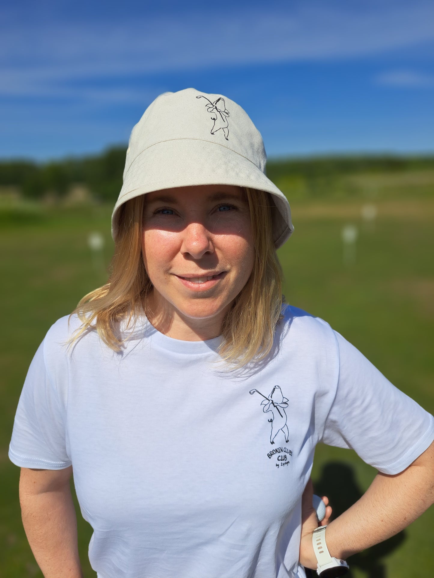 BROKEN CLUBS CLUB T-SHIRT