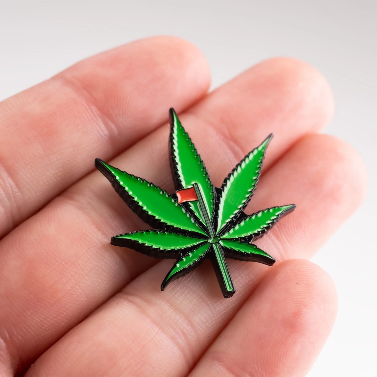 POT LEAF BOLLMARKÖR