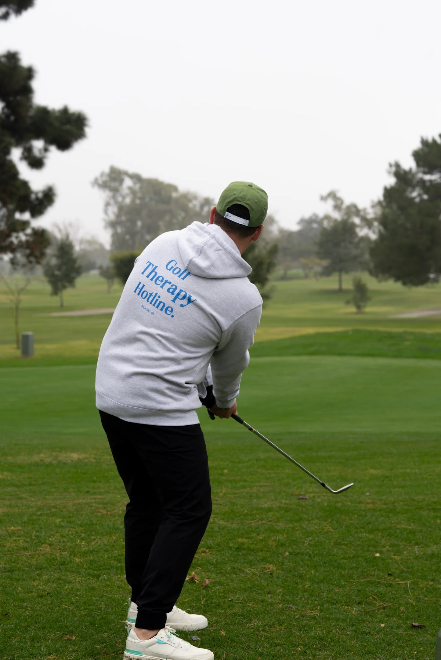 GOLF THERAPY HOODIE – BLACK
