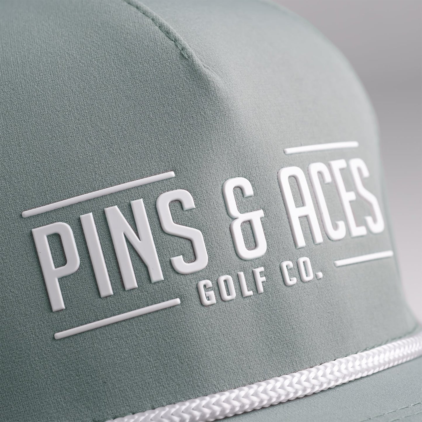 PINS & ACES LOGO SNAPBACK-KEPS GRÅ