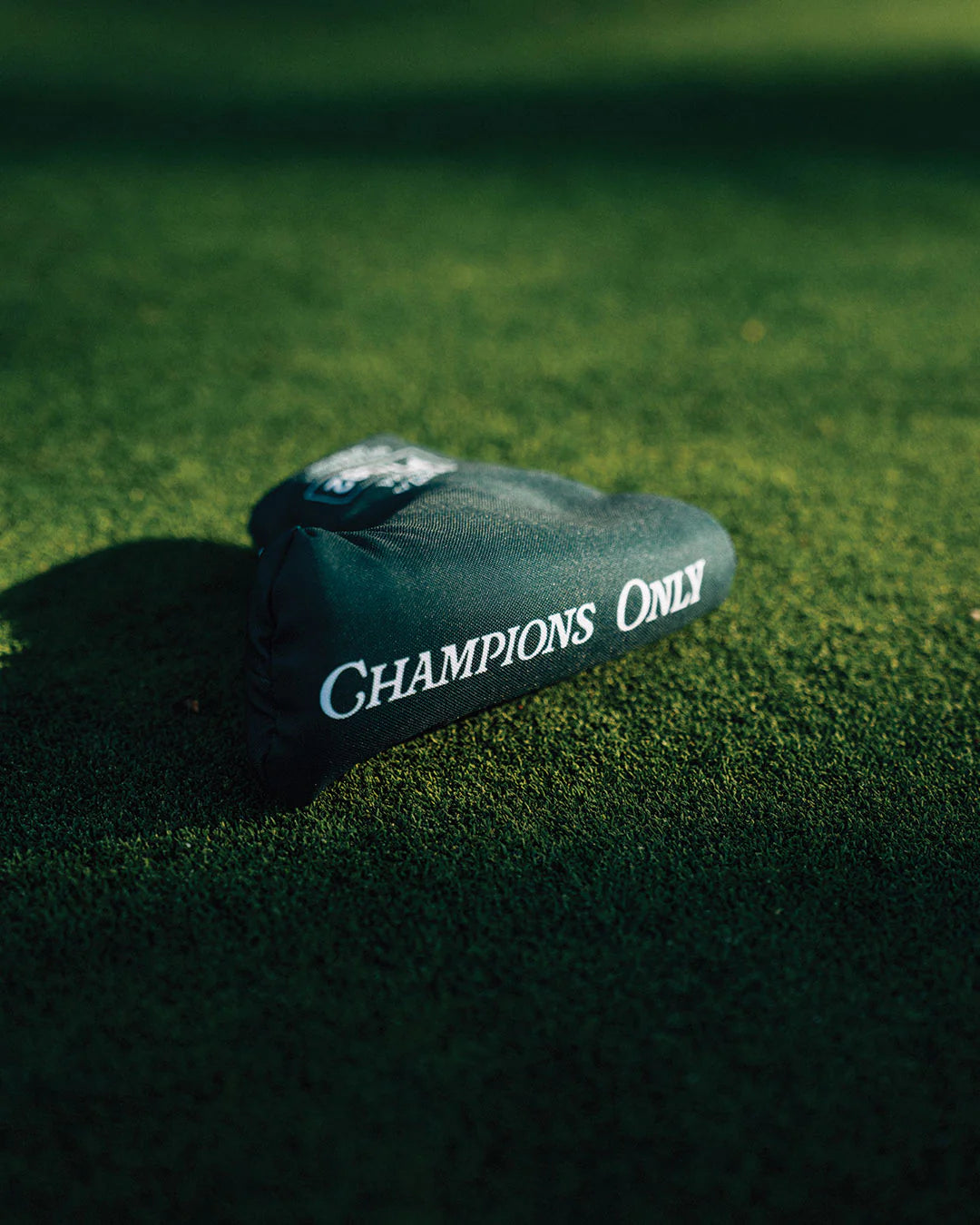 CHAMPIONS ONLY BLADE PUTTER COVER