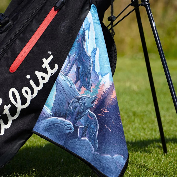 WOLF PACK GOLF TOWEL 